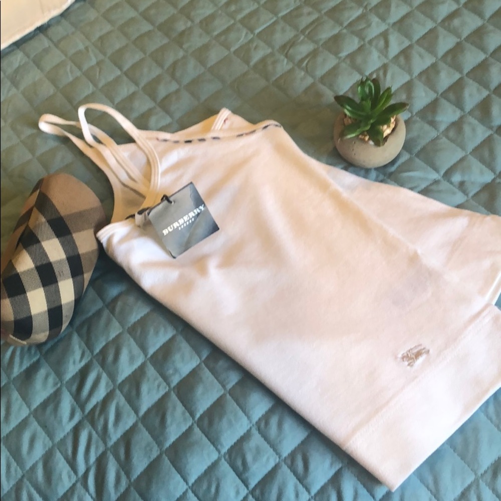 Burberry spaghetti strap top ♥️
